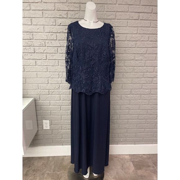 Alex Evening Long Sleeve Lace Gown Size 14 - Picture 1 of 9